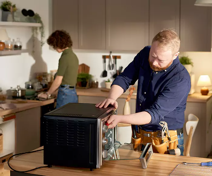Top-Rated Oven Specialists: Your Certified Oven Repair Technician Crew in Marlborough, MA